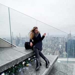 Meet your Posher, Andrea